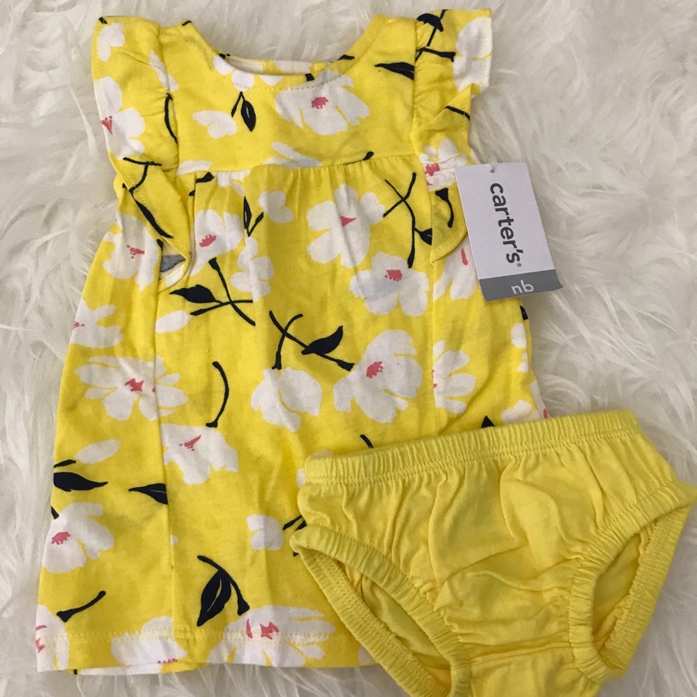 Carters Newborn outfit with tags